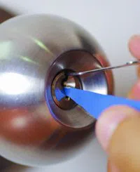 Safe Key Shop New York, NY 212-918-5432 Safe Key Shop New York, NY 212-918-5432 - comm-02